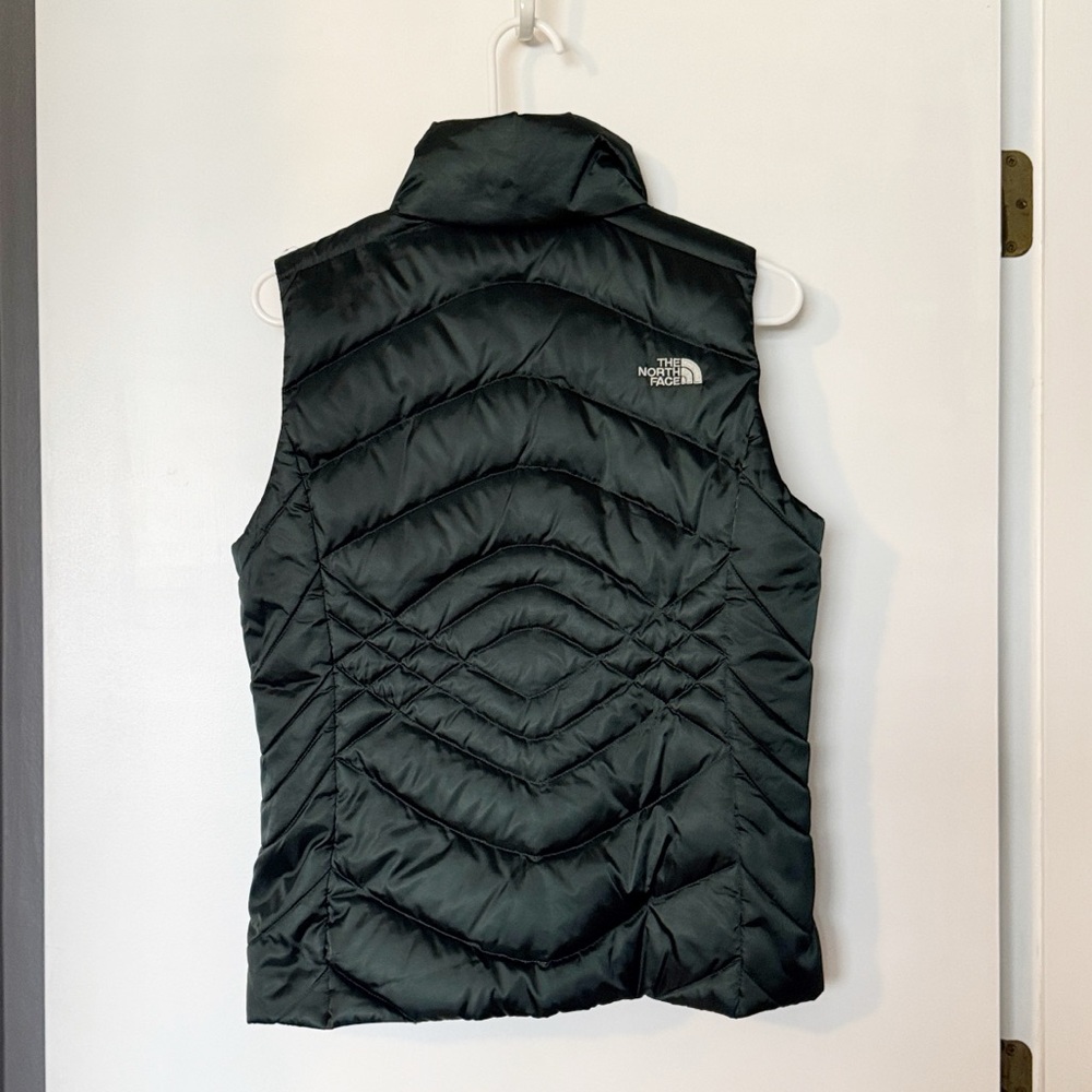 The North Face Women’s Aconcagua Vest Dark Green Small - Picture 2 of 6